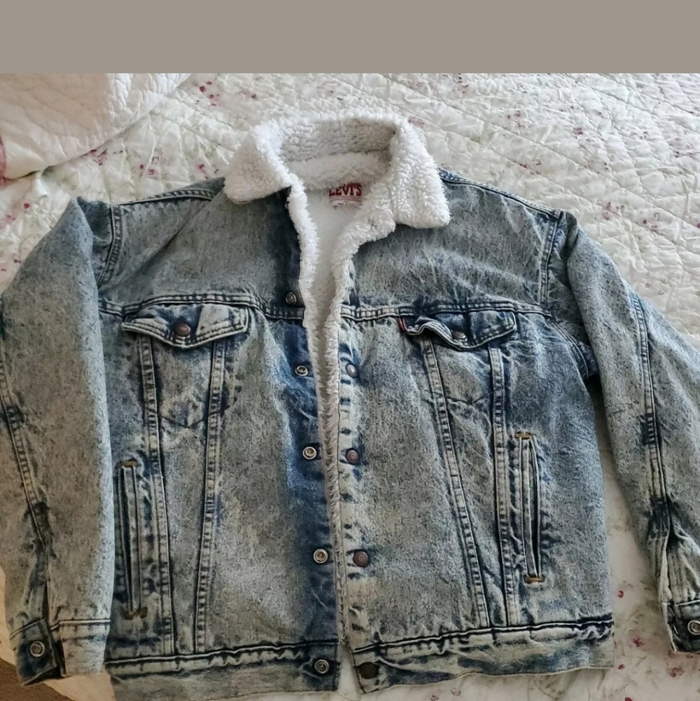 Vintage Levi's  Sherpa/ Trucker Jean Jacket